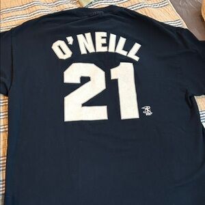 Yankees - O'Neill Men's Navy Short sleeve T shirt
Size XL
